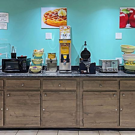 Quality Inn Henderson I-85 Экстерьер фото