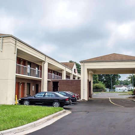 Quality Inn Henderson I-85 Экстерьер фото
