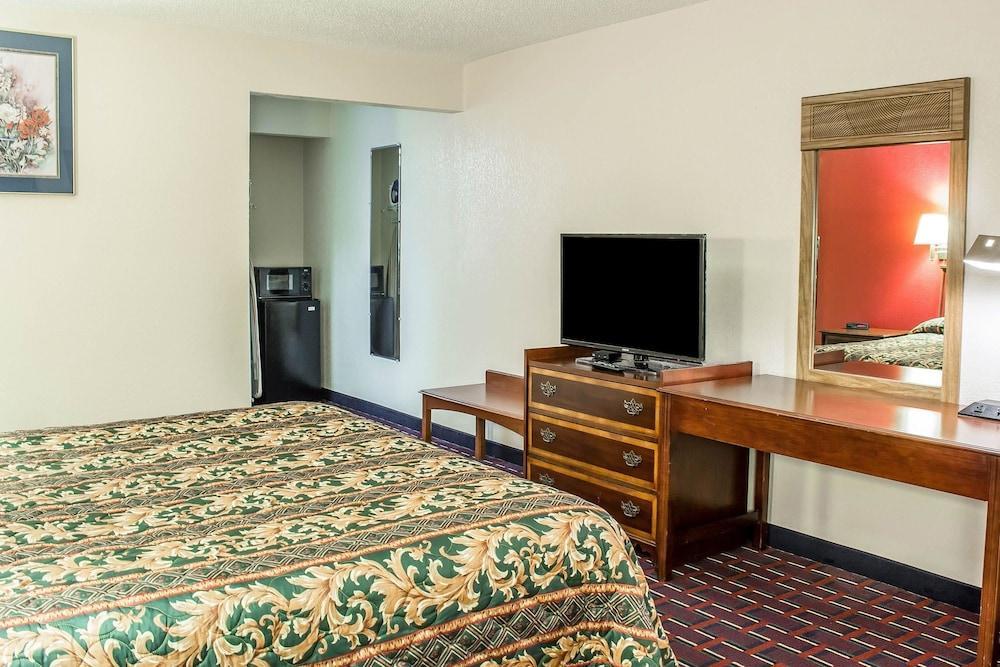 Quality Inn Henderson I-85 Экстерьер фото