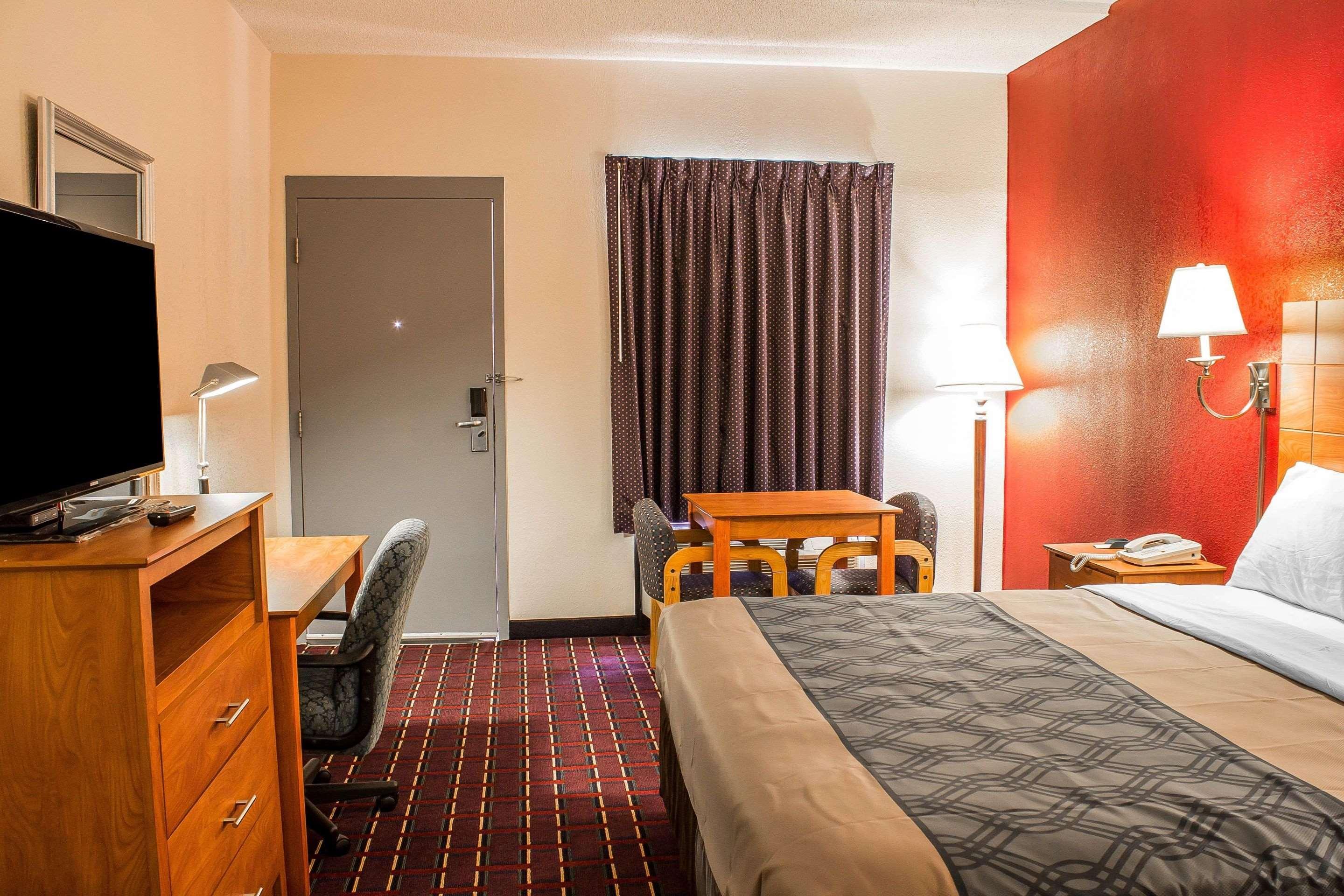 Quality Inn Henderson I-85 Экстерьер фото